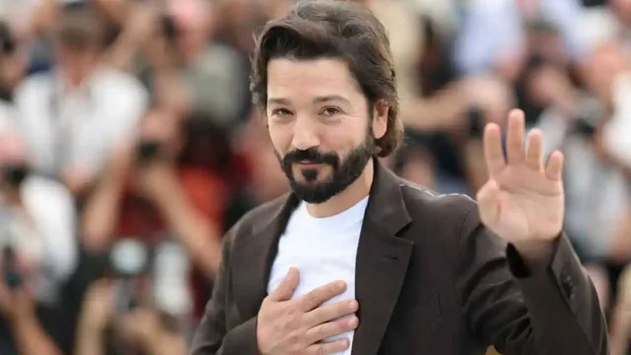 Diego Luna lleva ‘Ceniza en la boca’ a Cannes: “Es un recordatorio del padre que no quiero ser”