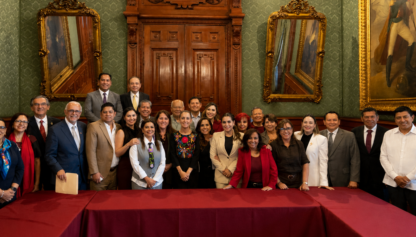 Sheinbaum convoca a gobernadores para revisar el avance del IMSS-Bienestar