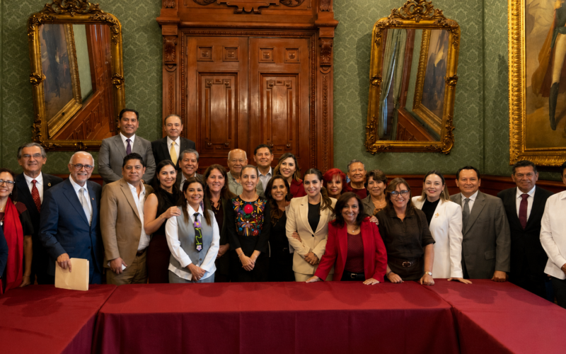 Sheinbaum convoca a gobernadores para revisar el avance del IMSS-Bienestar