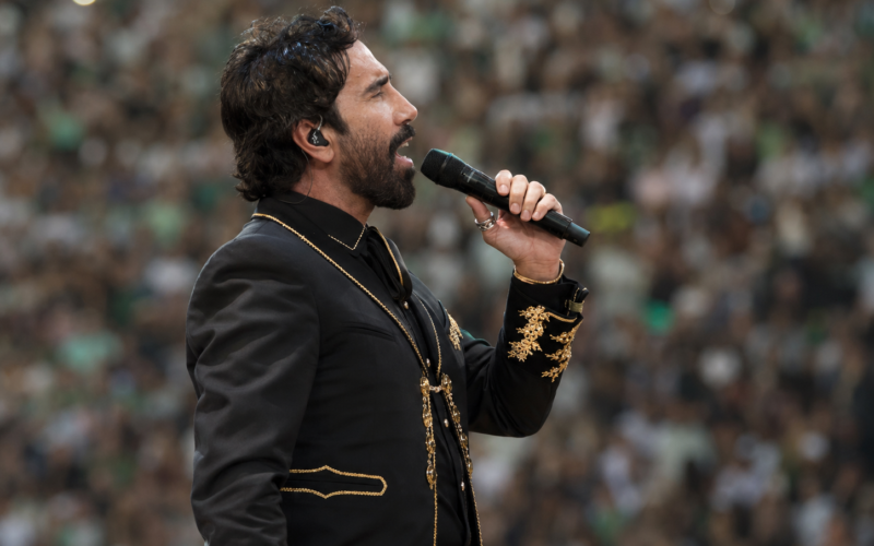 Alejandro Fernández desborda orgullo y emoción tras cantar el Himno Nacional de México en el Mundial 2026